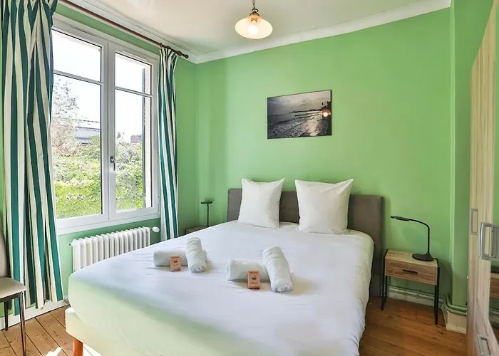 Holiday home - 100m Grande