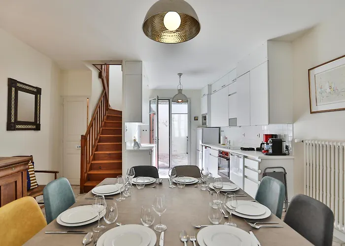 - 100m Grande Les Sables-dʼOlonne